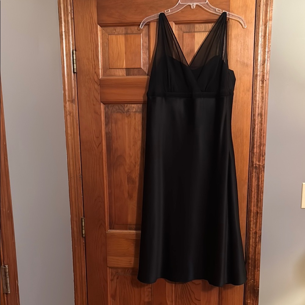 Elegant Black Sleeveless Dress